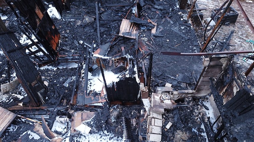 Tagesbilder vom Brandort