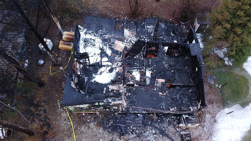 Tagesbilder vom Brandort