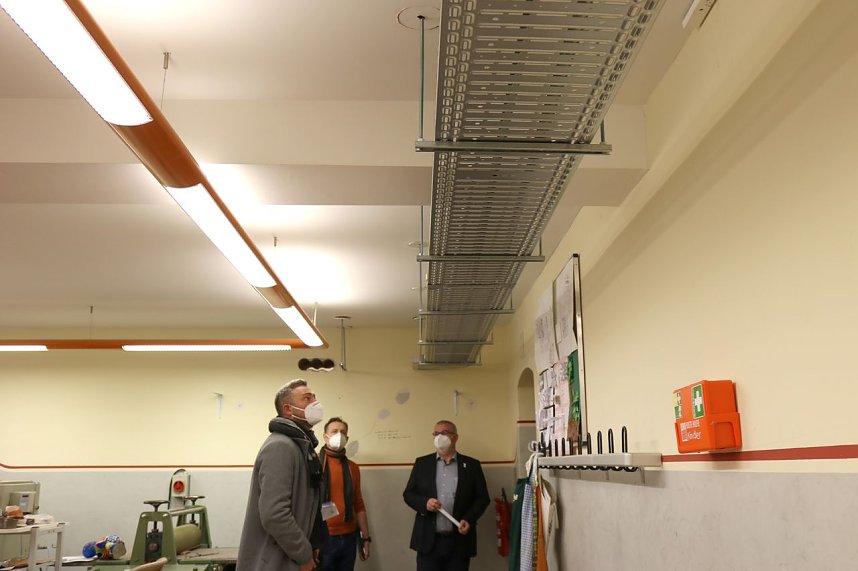 Halbzeit beim Digitalausbau am Herder-Gymnasium