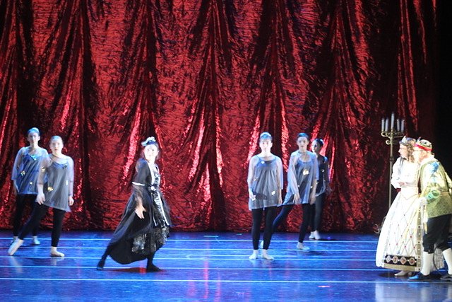 Tanzstudio Radeva im Nordh&auml;user Theater