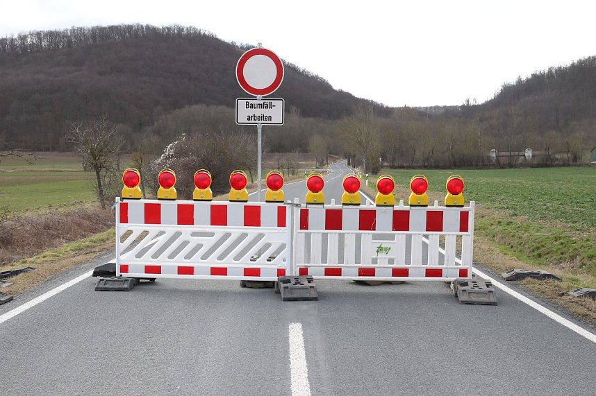 Sturmsch&auml;den auf der Landstra&szlig;e