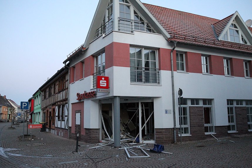 N&auml;chtlicher Bankraub in Heringen