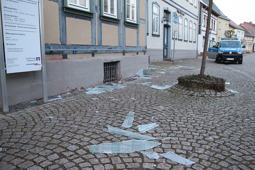 N&auml;chtlicher Bankraub in Heringen