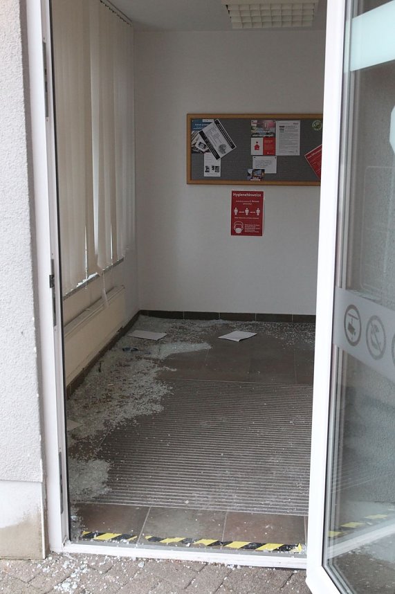 Aufgebrochene Geldautomaten in H&uuml;pstedt