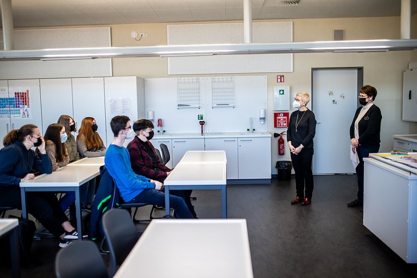Ehrung f&uuml;r Teilnehmer der Chemieolympiade