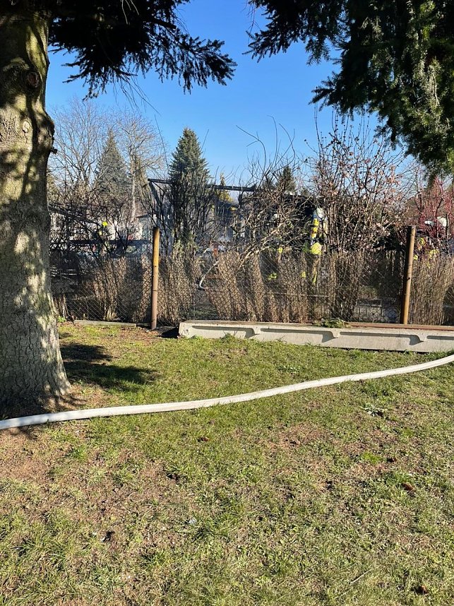 In Nordhausen brannten heute zwei Gartenlauben