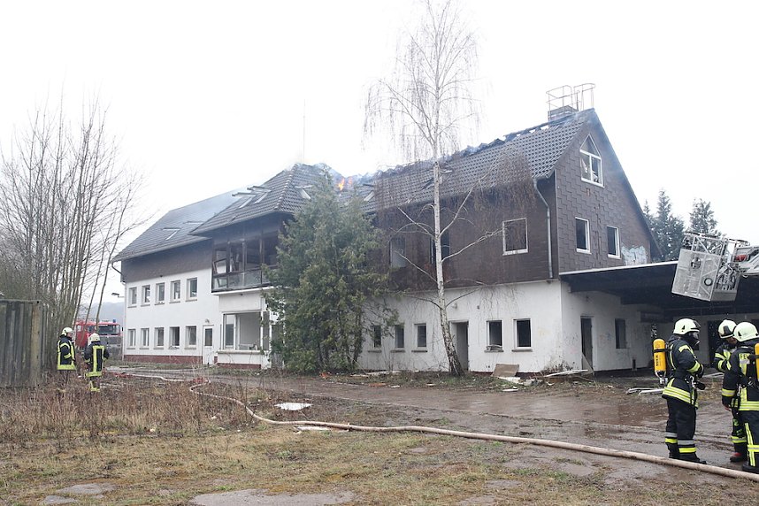 Dachstuhlbrand in Heringen 