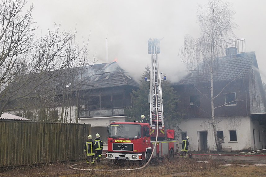 Dachstuhlbrand in Heringen 