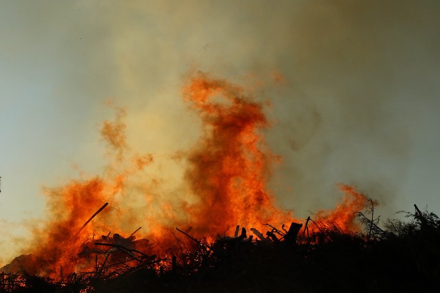 Osterfeuer bei Krimderode