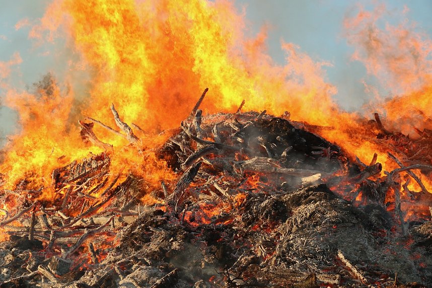 Osterfeuer bei Krimderode