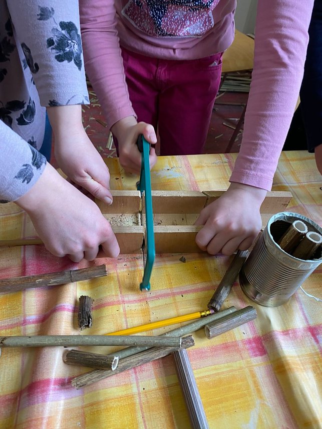 Bienenh&auml;user gebastelt