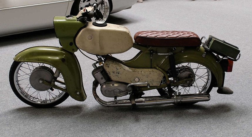 Peter Blei unterwegs auf der Erfurter Automobilmesse