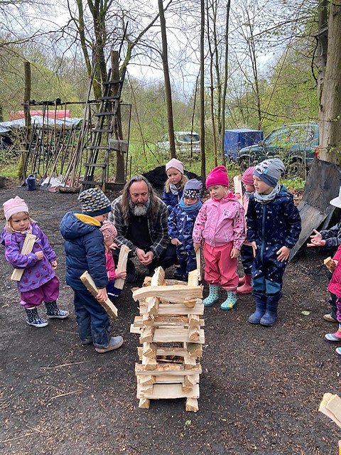 Kindergarten zu Besuch beim K&ouml;hlerverein