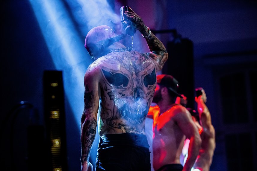 "Sixxpaxxs" im Kulturhaus Bleicherode