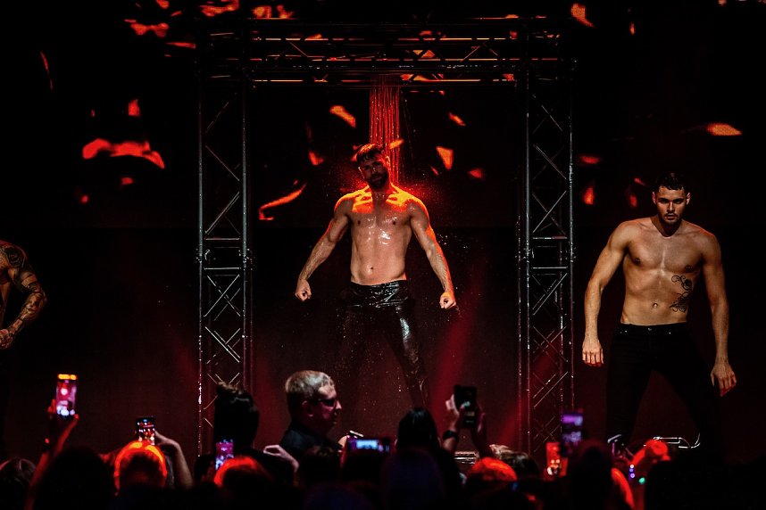 "Sixxpaxxs" im Kulturhaus Bleicherode