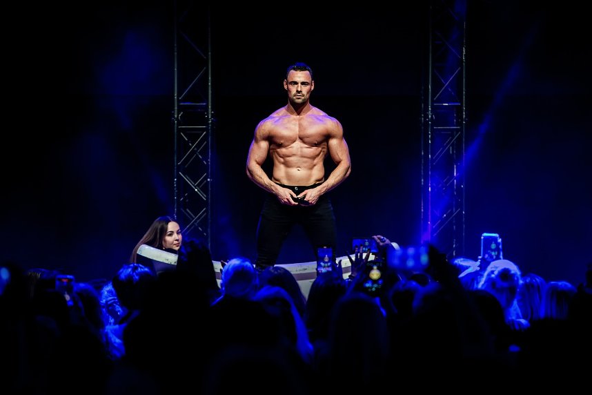 "Sixxpaxxs" im Kulturhaus Bleicherode