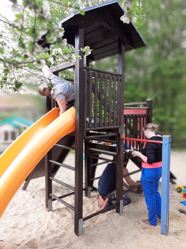 Arbeitseinsatz im Kindergarten Hohensteiner Burgspatzen