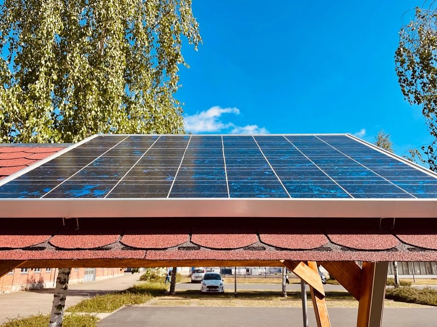 Die erste Auftankstelle an der Hochschule Nordhausen hat ihren Platz gefunden.