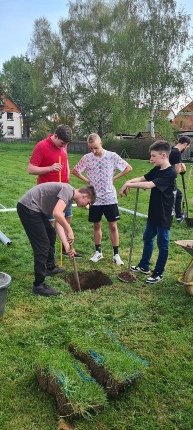 Neue Tore f&uuml;r den Bolzplatz