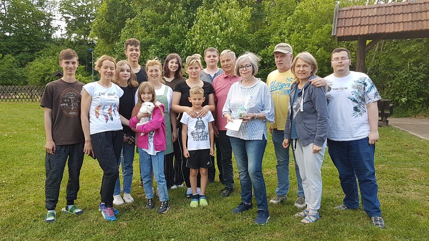 Gemeinsames Benefizkonzert der Trachtengruppe Neustadt mit den ukrainischen Fl&uuml;chtlingen