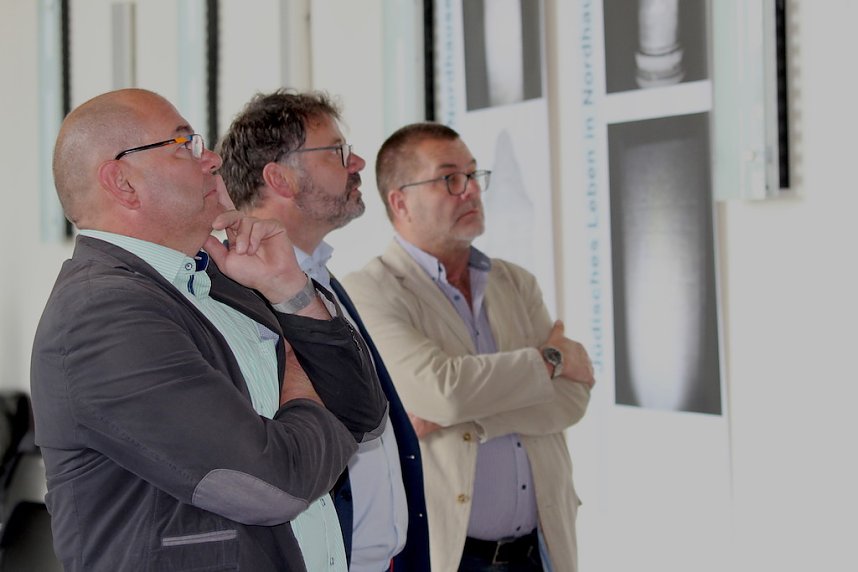 Ausstellungser&ouml;ffnung gestern Nachmittag im Huis de Graise