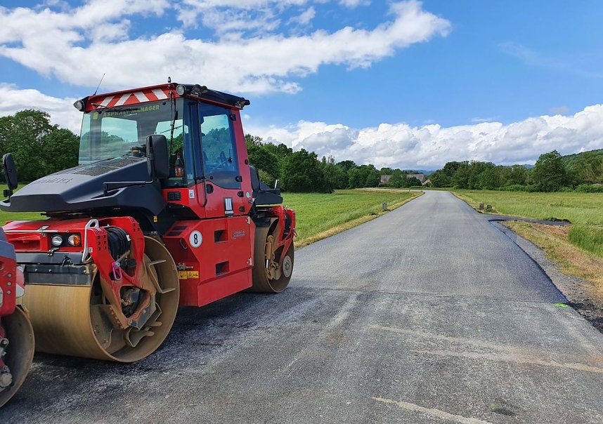 Kreisstra&szlig;e K 15 nach der Ashaltierung
