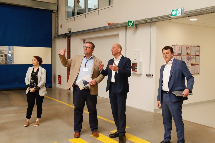 Wirtschaftsminister Wolfgang Tiefensee zu Gast bei Maximator Hydrogen