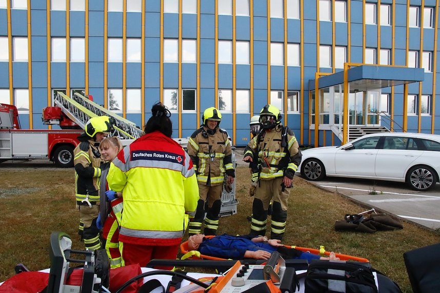 Auf dem Schachtbaugel&auml;nde fand heute eine Gro&szlig;&uuml;bung von Feuerwehr und Rettungskr&auml;ften statt
