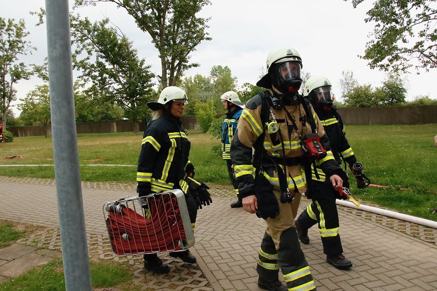 Auf dem Schachtbaugel&auml;nde fand heute eine Gro&szlig;&uuml;bung von Feuerwehr und Rettungskr&auml;ften statt