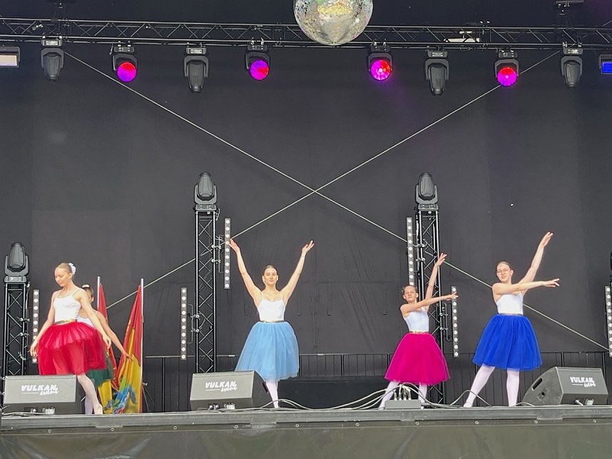 Das Tanzstudio Radeva zeigte auf dem Residenzfest in Sondershausen was seine Eleven k&ouml;nnen