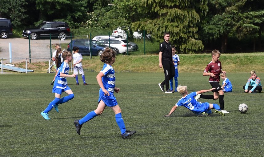 Wackers E2 schl&auml;gt die E1