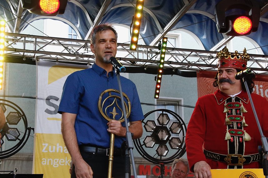 Das 52. Rolandsfest wurde nach zwei Jahren Pause heute auf dem Rathausplatz in Nordhausen er&ouml;ffnet