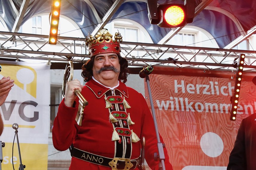 Das 52. Rolandsfest wurde nach zwei Jahren Pause heute auf dem Rathausplatz in Nordhausen er&ouml;ffnet