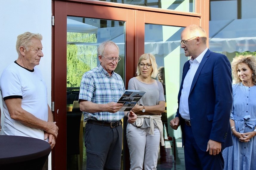 Verleihung der Ehrenplaketten des Landkreises Nordhausen 2022 in der Kalkh&uuml;tte in Urbach