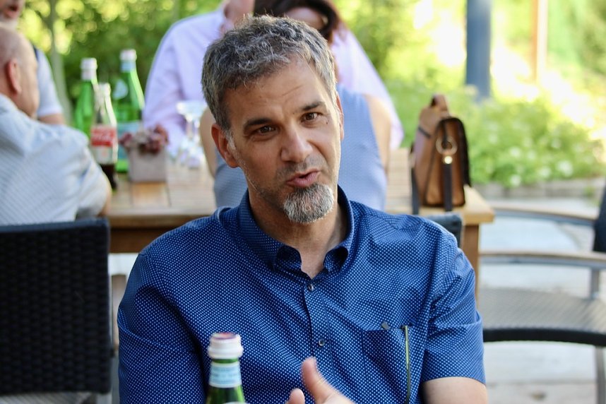 OB von Nordhausen, Kai Buchmann, zu Gast bei der Verleihung der Ehrenplaketten des Landkreises Nordhausen 2022 in der Kalkh&uuml;tte in Urbach