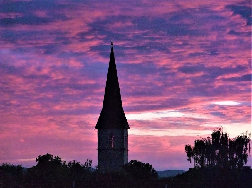 Weitere Impressionen vom purpurnen Abendhimmel von Michael M&uuml;ller