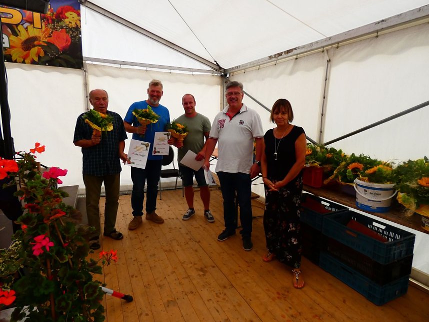 Versammelt, gefeiert und gew&auml;hlt