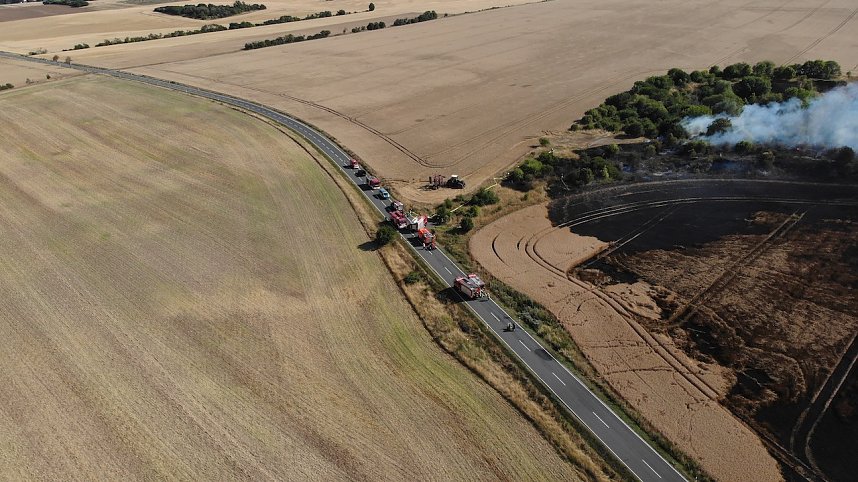 Feldbrand bei Gro&szlig;furra