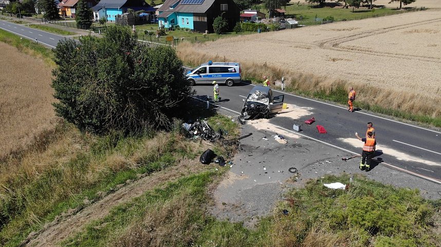 Schrecklicher Unfall auf der B 243