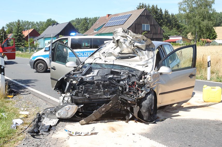 Schrecklicher Unfall auf der B 243