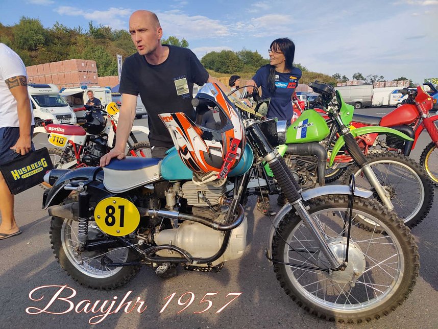 Motorr&auml;der im Ziegelwerk