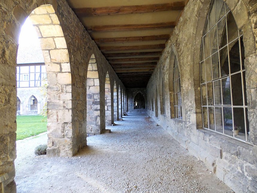 Peter Blei unterwegs im Kloster Michaelisstein