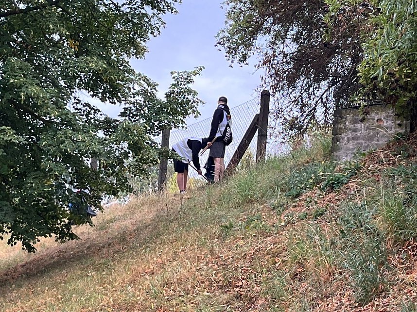 Gro&szlig;reinemachen zum "World-Clean-Up Day" in Wolkramshausen