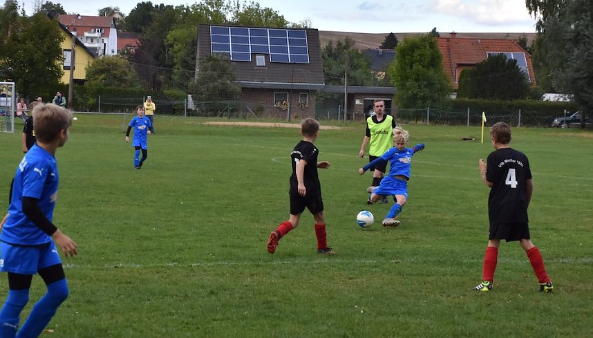 Wackers E1 Mistbeine Pokalrunde weiter