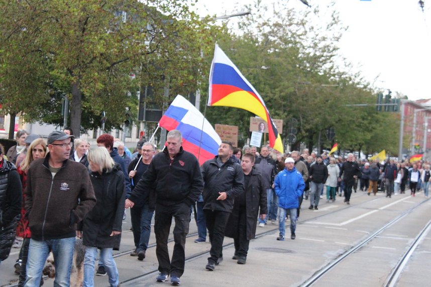 "B&uuml;rgerbewegung" durch die Nordh&auml;user Innenstadt