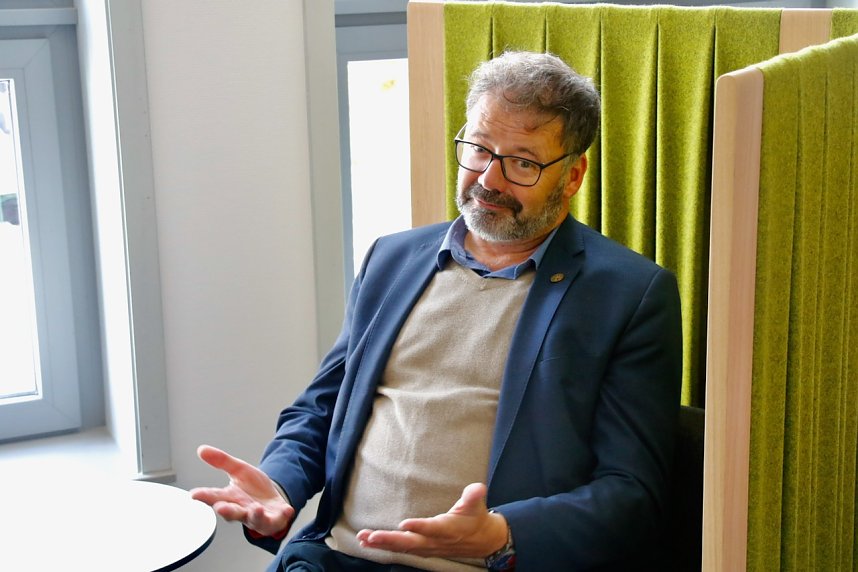 Es "Schillert" in Bleicherode - der Umbau des Gymnasiums wurde heute offiziell beendet