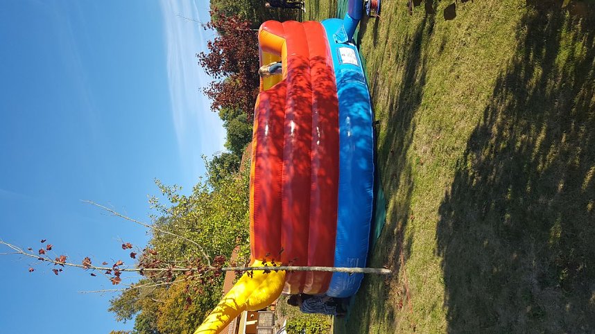 Am Neust&auml;dter Hospiz feierte man wieder das Apfelfest