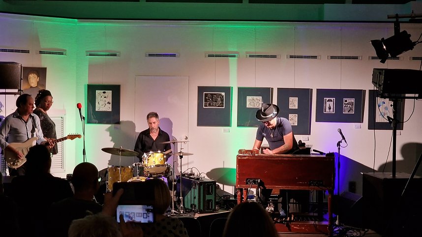 Furioser Auftakt in der Kreissparkasse