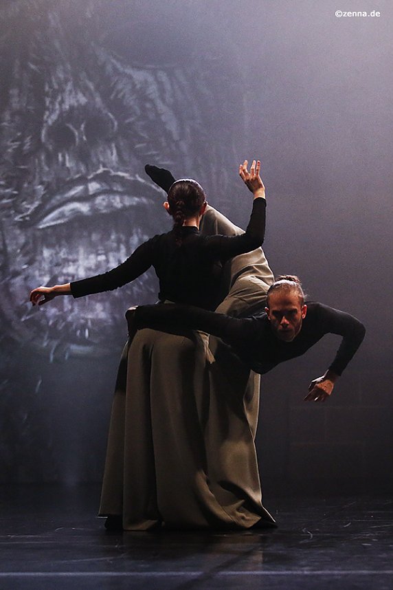 Szenenfoto aus dem Ballett "Ein Deutsches Requiem"