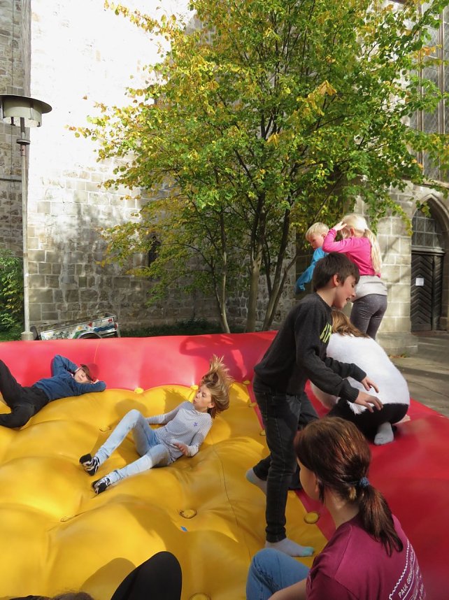 Handwerkertage beim Kinder-Kirchen-Laden